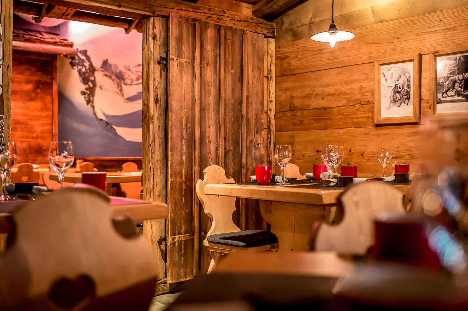 Öffnungszeiten Barrys Restaurant Grindelwald, Bar & Lounge